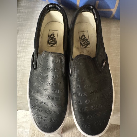 Black leather vans platforms with embossed print - Picture 3 of 5